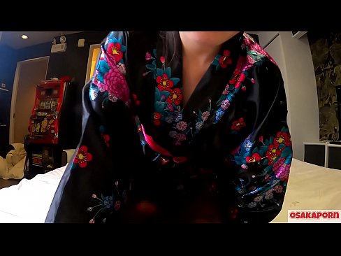 ❤️ Ung cosplay pige elsker sex til orgasme med en sprøjte i en hestepige og et blowjob. Asiatisk pige med behåret fisse og smukke bryster i traditionel japansk kostume i amatørvideo, der viser onani med fucklegetøj. Sakura 3 OSAKAPORN. ❤❌ Russisk porno at da.vanalize.ru ❌❤